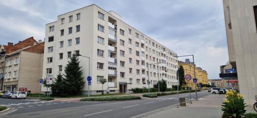 Byt 2+1 Přerov Palackého - pohled z ulice